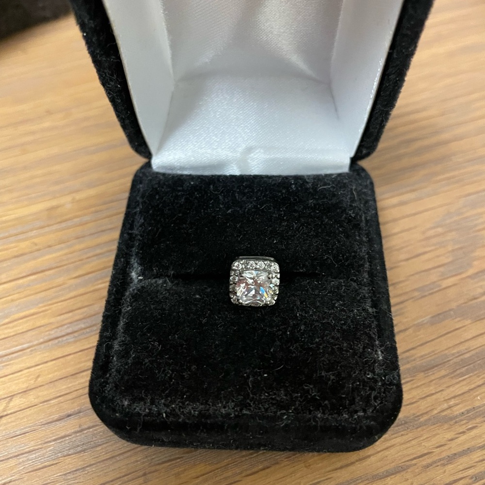 Macy's Stud Earring